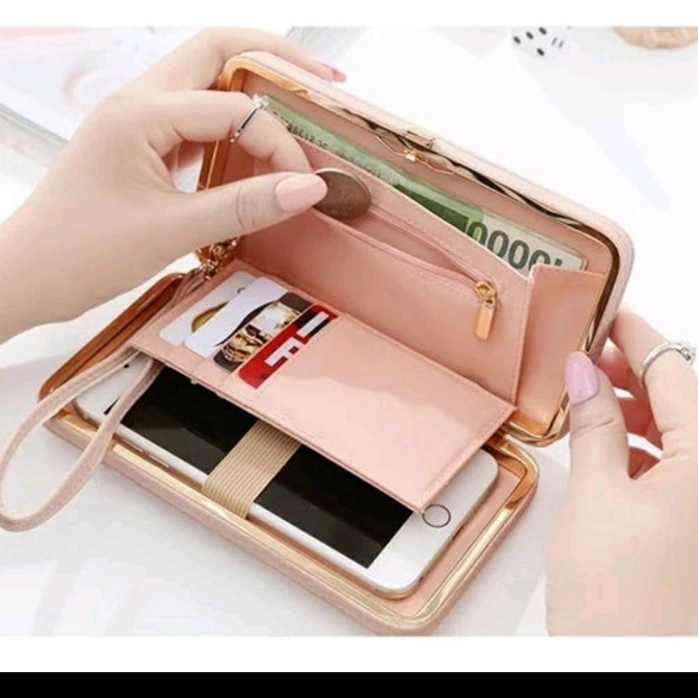 Wristlet / Phone Holder - Picture 4 of 4